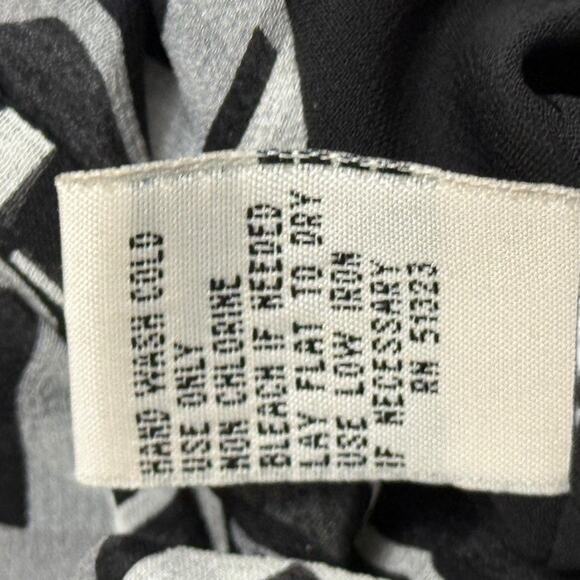 Kenneth Cole New York Womens 100% Silk Sleeveless Print Black Top Blouse NWT 14 - Picture 14 of 16